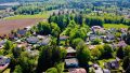 UMRINGT VON NATURPARADIESEN